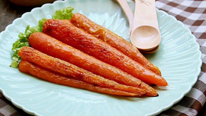烤胡萝卜~简单美味又健康的宝宝辅食