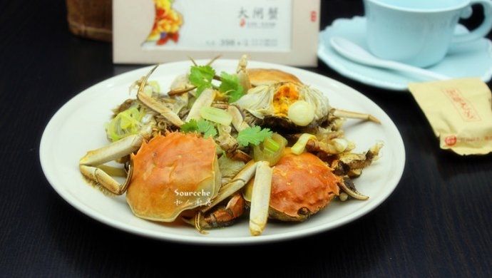 大蒜炒大闸蟹