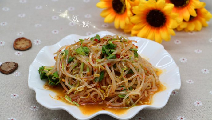 凉拌绿豆芽