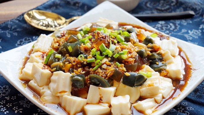皮蛋豆腐