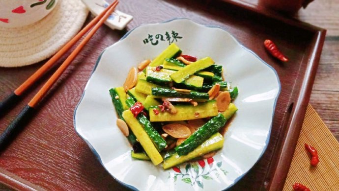 爽口凉拌黄瓜