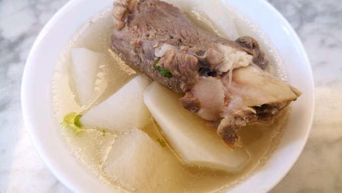 龙骨萝卜汤