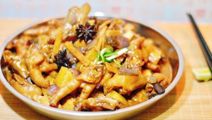 鸡爪煲