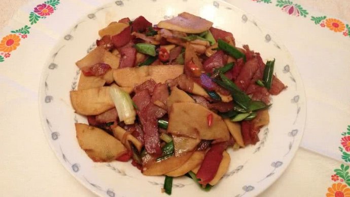 冬笋炒腊肉