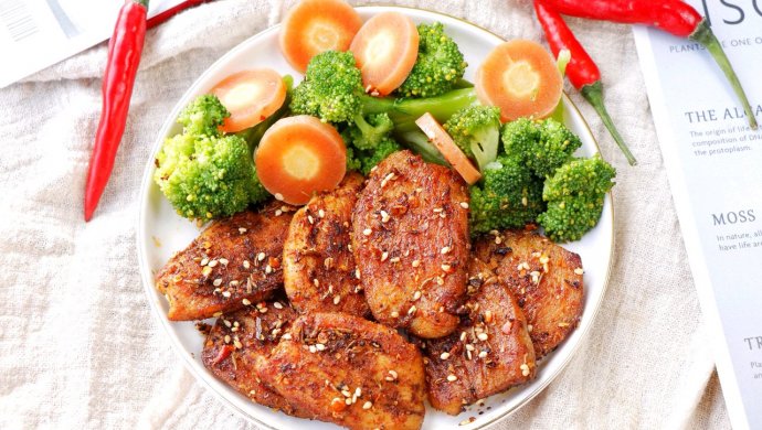 香煎孜然鸡胸肉