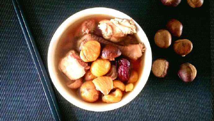 板栗煲鸡