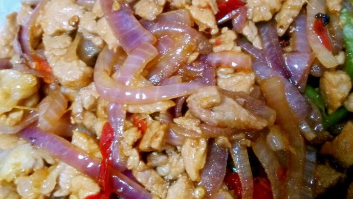 洋葱炒肉丝
