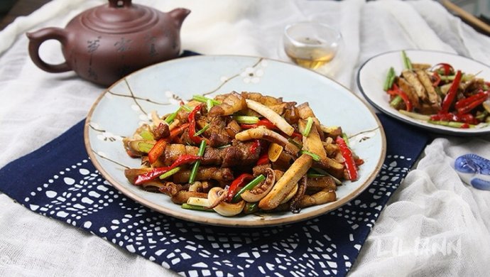 鲜鱿小炒肉