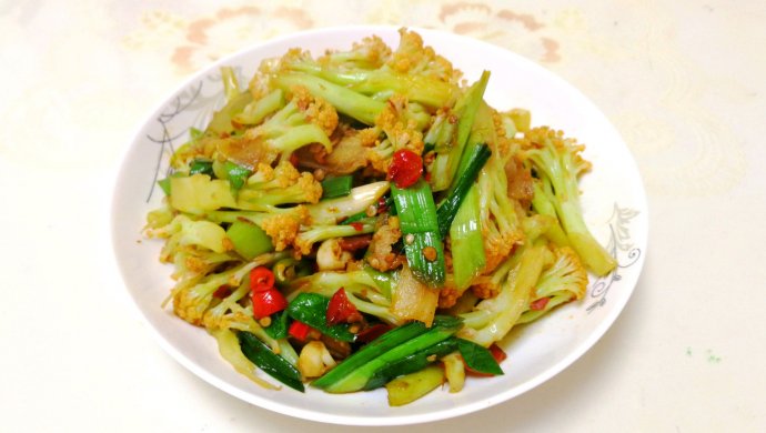 家常炒菜花