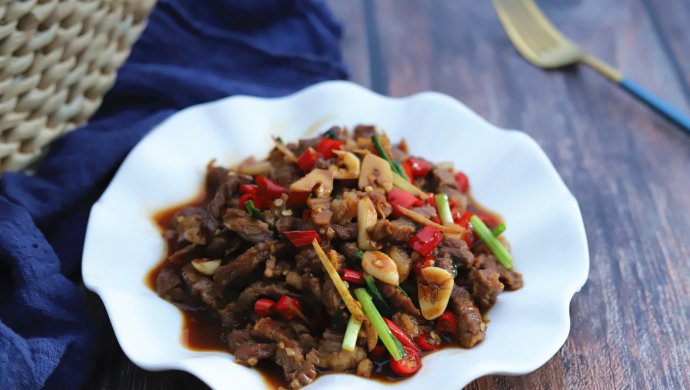 香辣小炒牛肉