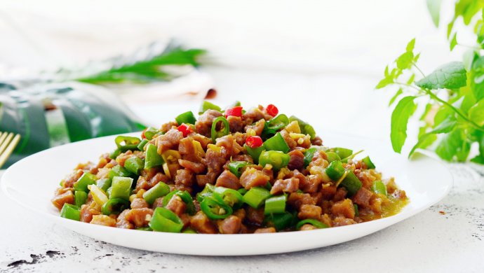 小炒牛肉粒―下饭菜
