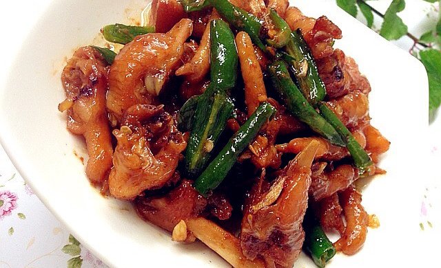 小炒鸡爪