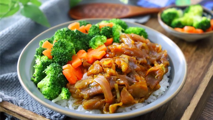 比吉野家还好吃的肥牛饭