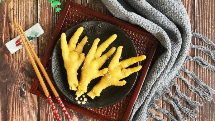 客家小吃 盐焗鸡爪