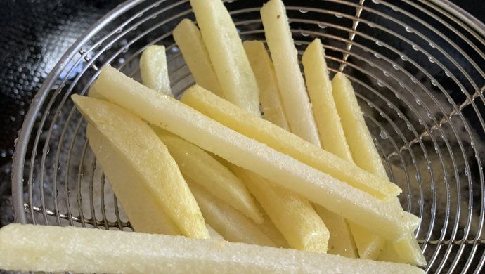 家里有土豆就能做的炸薯条