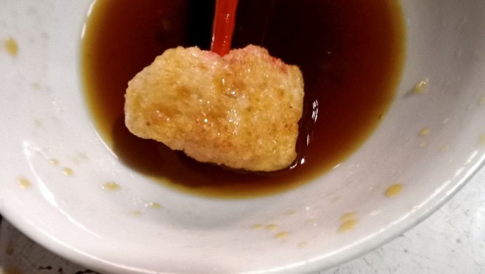热门小吃：红糖糍粑