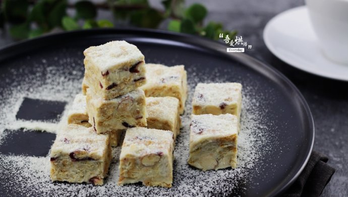 看过一遍就能学会的网红点心――雪花酥