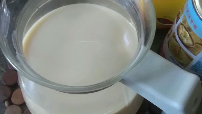 丝滑香甜奶茶
