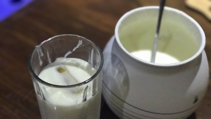 芒果粒酸奶