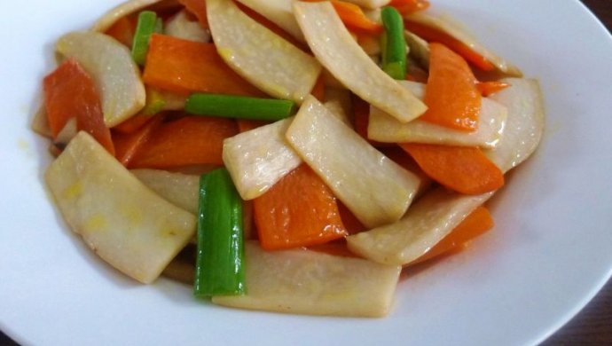 杏鲍菇炒胡萝卜
