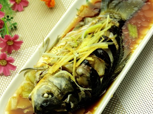 清蒸鲫鱼