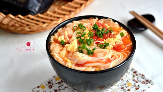 西红柿鸡汤面