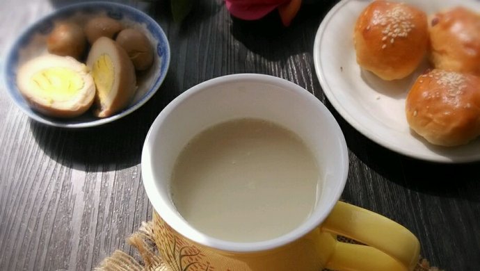 黄豆+薏米(美容豆浆)