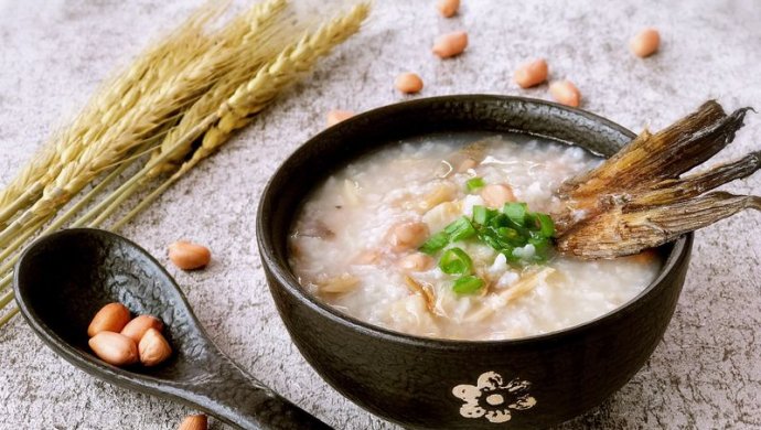早餐 柴鱼花生粥