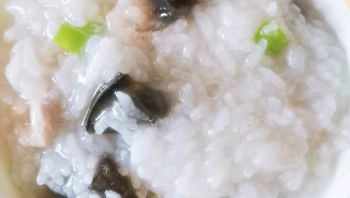 家庭版皮蛋瘦肉粥