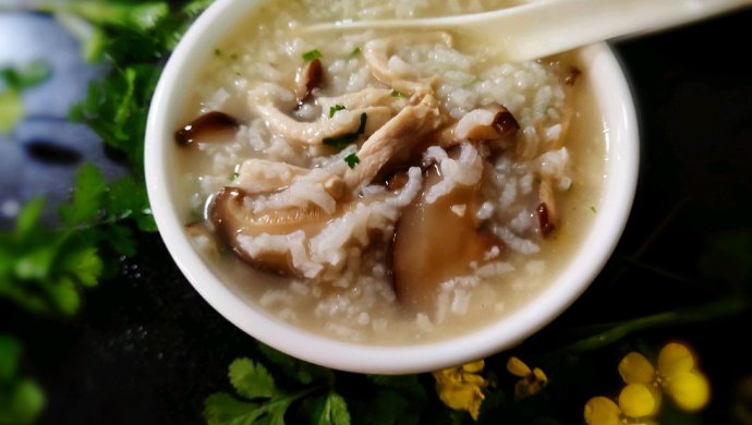 香菇鸡肉粥