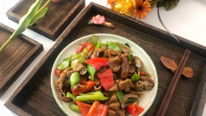干煸尖椒肥肠