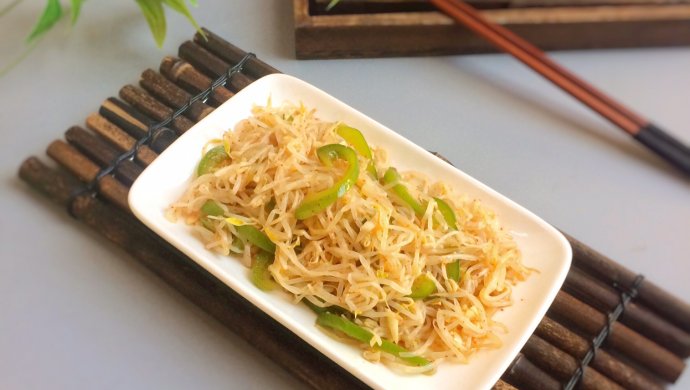 清爽小菜: 凉拌豆芽