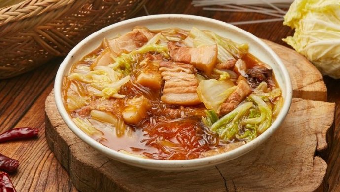 【猪肉炖粉条】猪肉粉条大白菜，家家烧人人爱！