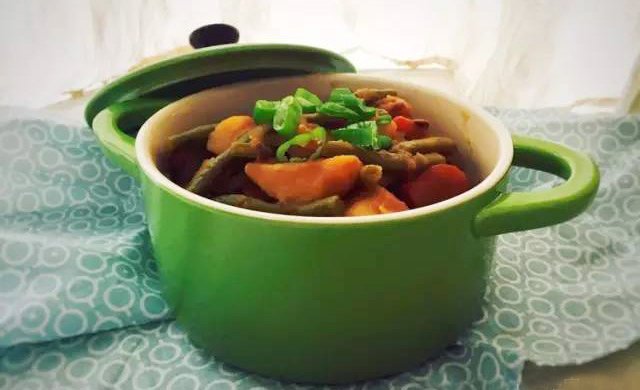 土豆豆角炖五花肉，全国人民都爱的东北菜
