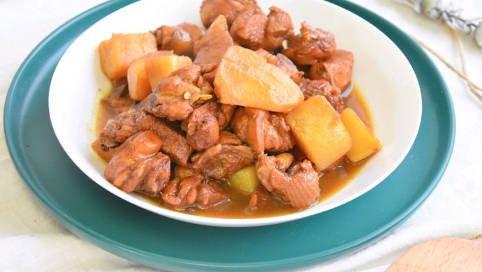 土豆烧鸡块