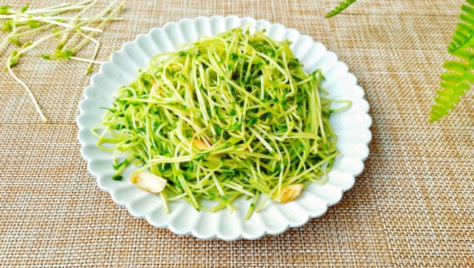 营养快手菜‖蒜香豆苗