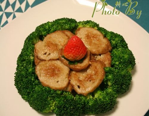 西兰花炒潮汕肉卷
