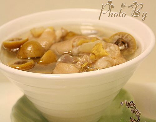 青橄榄煲猪手汤