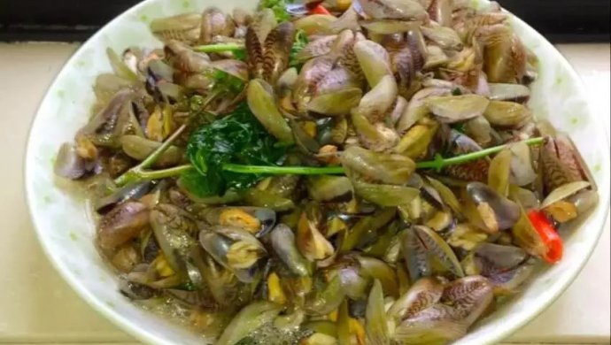九层塔炒薄壳