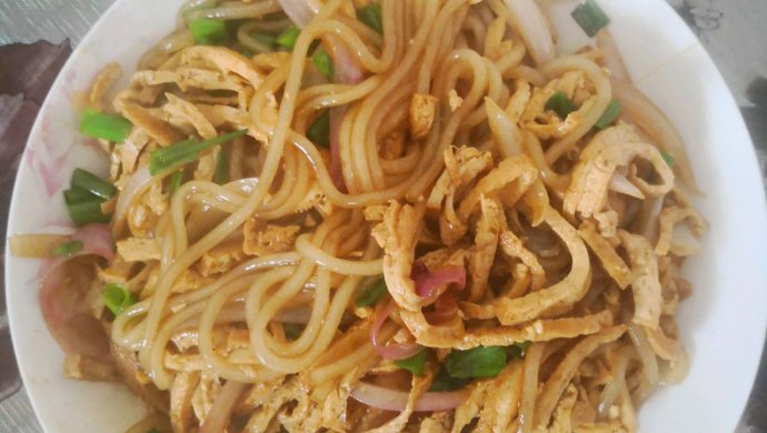 山西平定传统菜――粉条豆腐丝