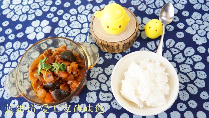 黄焖鸡米饭