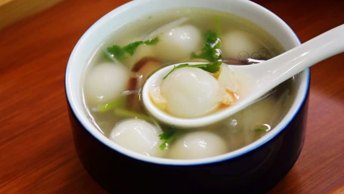 滋味咸汤圆汤