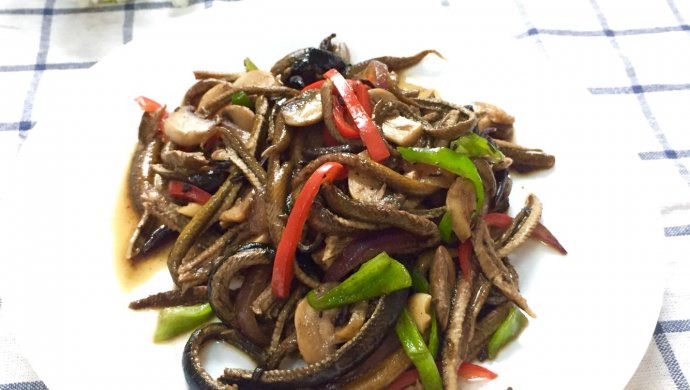 软兜长鱼（黄鳝丝）教你怎样划鳝丝