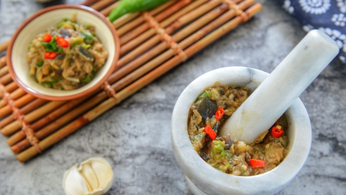 湖南小菜-皮蛋茄子擂辣椒