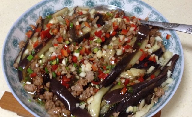 美味三色蒸茄子