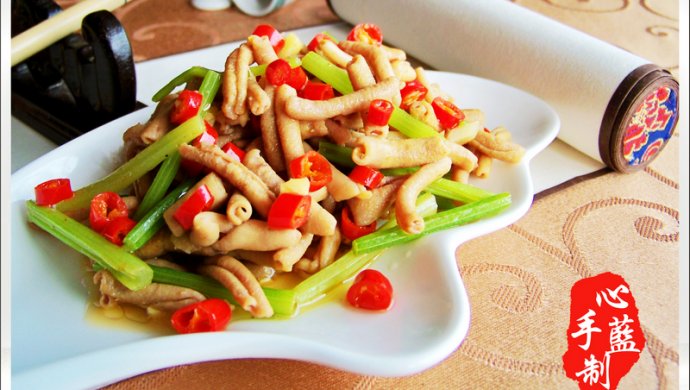 鲜椒鸭肠