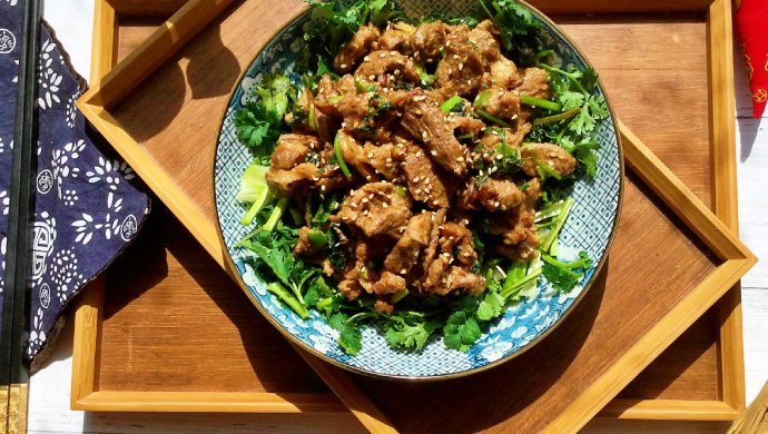 春天肉菜这样吃-孜然羊肉