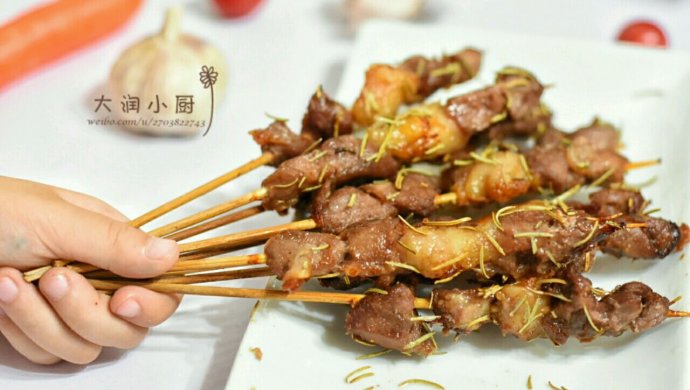 迷迭香羊肉串