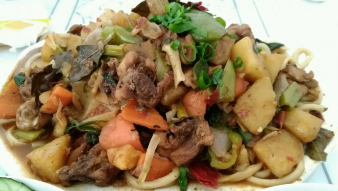 大盘鸡拌面