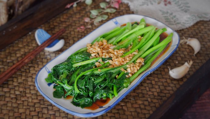 白灼菜心
